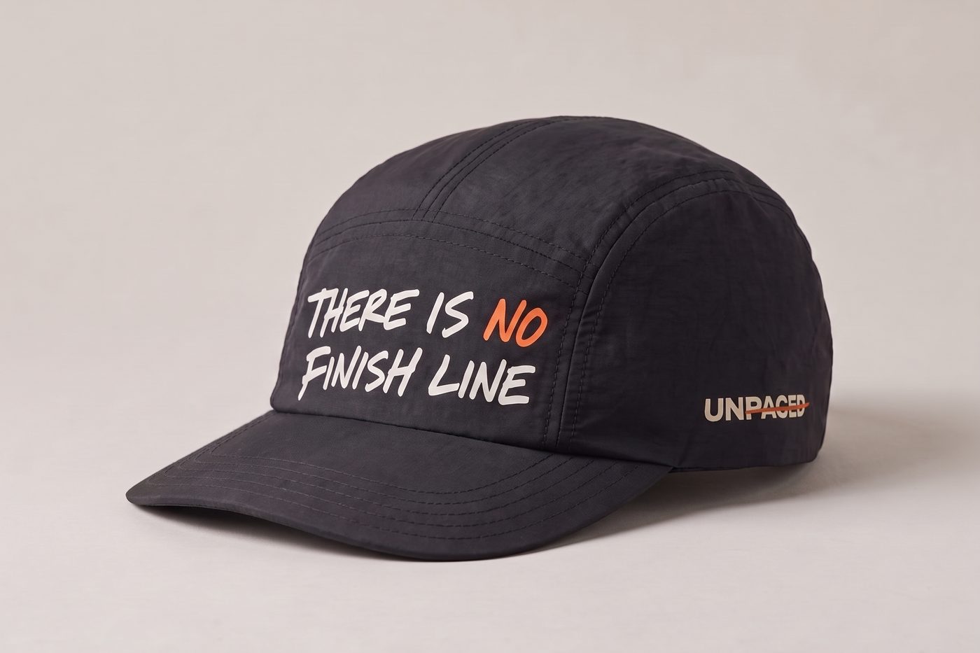 Boné There Is No Finish Line, frente e costas